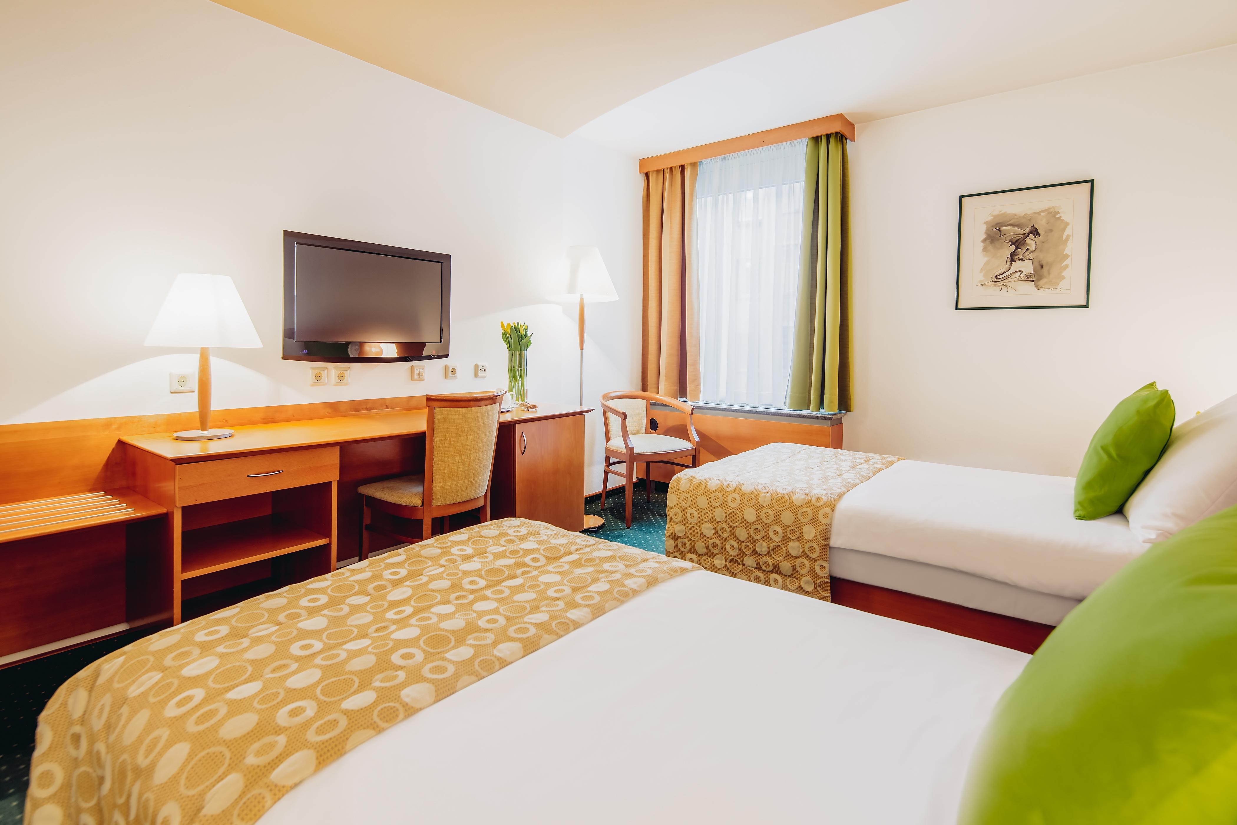 Отель Ibis Styles Ljubljana Centre Экстерьер фото