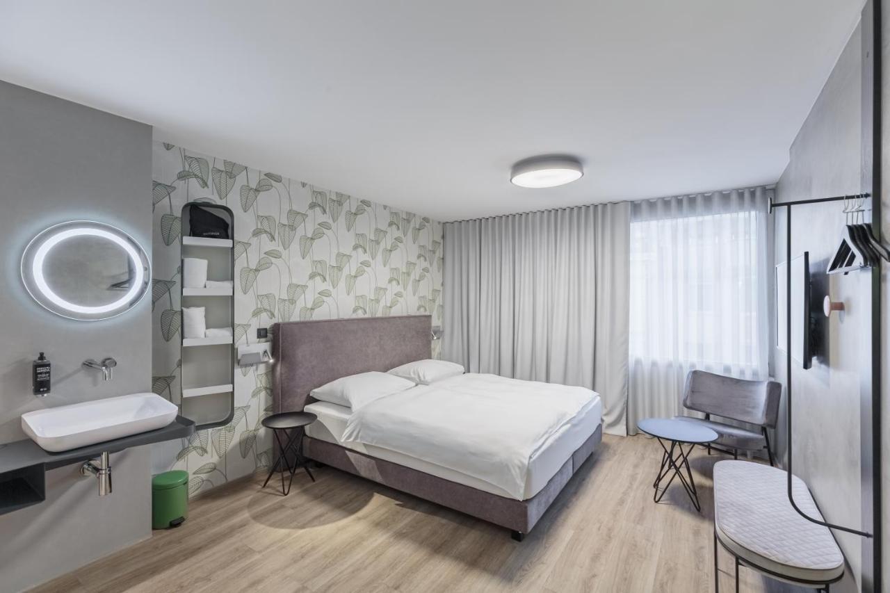 Отель Ibis Styles Ljubljana Centre Экстерьер фото